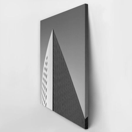 Πίνακας σε Καμβά BLACK AND WHITE ARCHITECTURAL SHARP CORNER SKYSCRAPER - Πολεις και Αρχιτεκτονικη Sticky 2