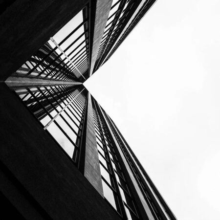 Πίνακας σε Καμβά BLACK AND WHITE ARCHITECTURAL SKYSCRAPERS 3 - Πολεις και Αρχιτεκτονικη Sticky 5