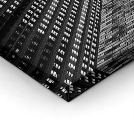 BLACK-AND-WHITE-ARCHITECTURAL-SKYSCRAPERS-8