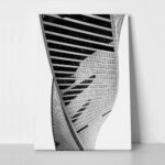 Πίνακας σε Καμβά BLACK AND WHITE ARCHITECTURAL SPIRALING TOWER