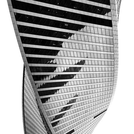 Πίνακας σε Καμβά BLACK AND WHITE ARCHITECTURAL SPIRALING TOWER - Πολεις και Αρχιτεκτονικη Sticky 5
