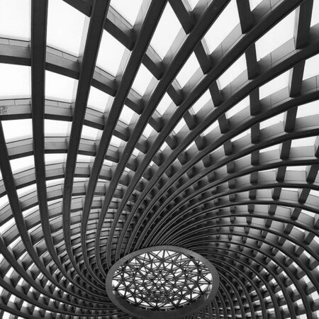 Πίνακας σε Καμβά BLACK AND WHITE ARCHITECTURAL SWIRLING METAL CEILING - Πολεις και Αρχιτεκτονικη Sticky 5