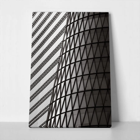 Πίνακας σε Καμβά BLACK AND WHITE ARCHITECTURAL TRIANGLE FACADE - Πολεις και Αρχιτεκτονικη