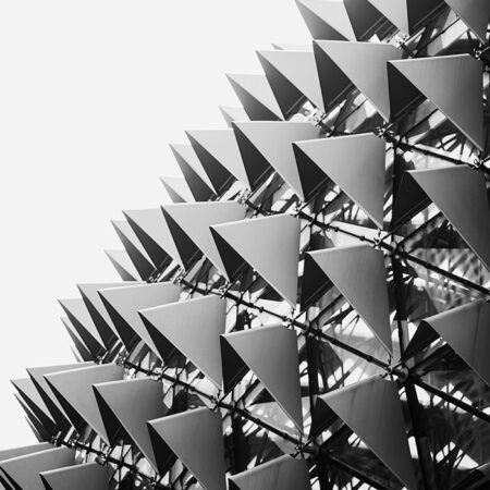 Πίνακας σε Καμβά BLACK AND WHITE ARCHITECTURAL TRIANGULAR SUNSHADES 2 - Πολεις και Αρχιτεκτονικη Sticky 5