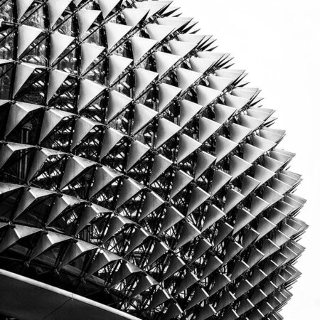 Πίνακας σε Καμβά BLACK AND WHITE ARCHITECTURAL TRIANGULAR SUNSHADES - Πολεις και Αρχιτεκτονικη Sticky 5
