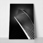 Πίνακας σε Καμβά BLACK AND WHITE ARCHITECTURAL TWISTING TOWER