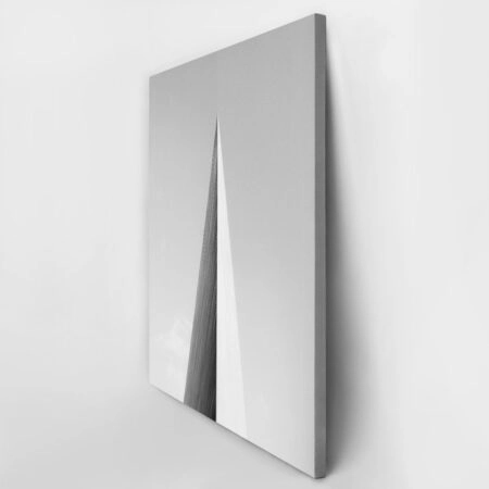 Πίνακας σε Καμβά BLACK AND WHITE ARCHITECTURAL VERTICAL WHITE PILLAR - Πολεις και Αρχιτεκτονικη Sticky 2