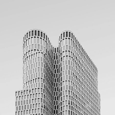 Πίνακας σε Καμβά BLACK AND WHITE ARCHITECTURAL WAVY FACADE - Πολεις και Αρχιτεκτονικη Sticky 5