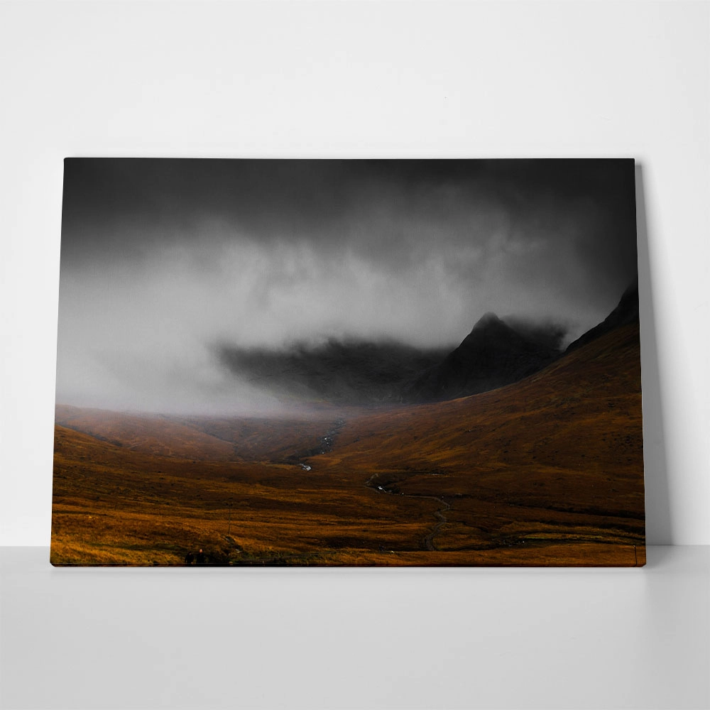 Πίνακας σε Καμβά RUSTIC FARMHOUSE CLOUDY FIELD