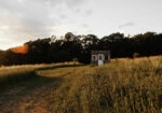 Πίνακας σε Καμβά RUSTIC FARMHOUSE FIELD CABIN 2