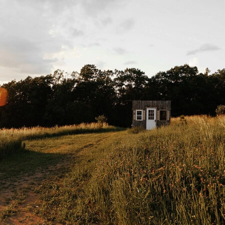 Πίνακας σε Καμβά RUSTIC FARMHOUSE FIELD CABIN 2 -  Sticky 5