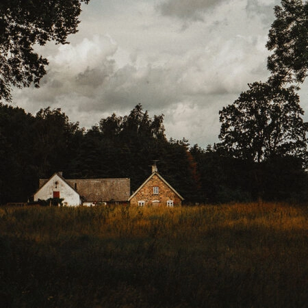 Πίνακας σε Καμβά RUSTIC FARMHOUSE FIELD CABIN 5 -  Sticky 5