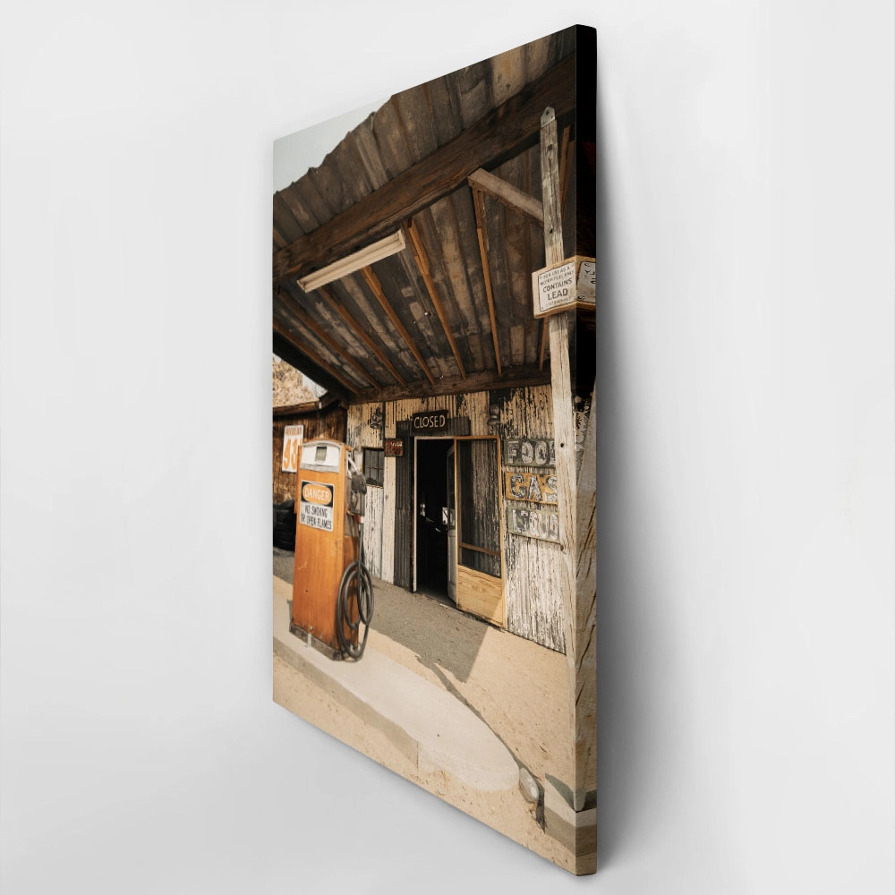 Πίνακας σε Καμβά RUSTIC FARMHOUSE GAS STATION