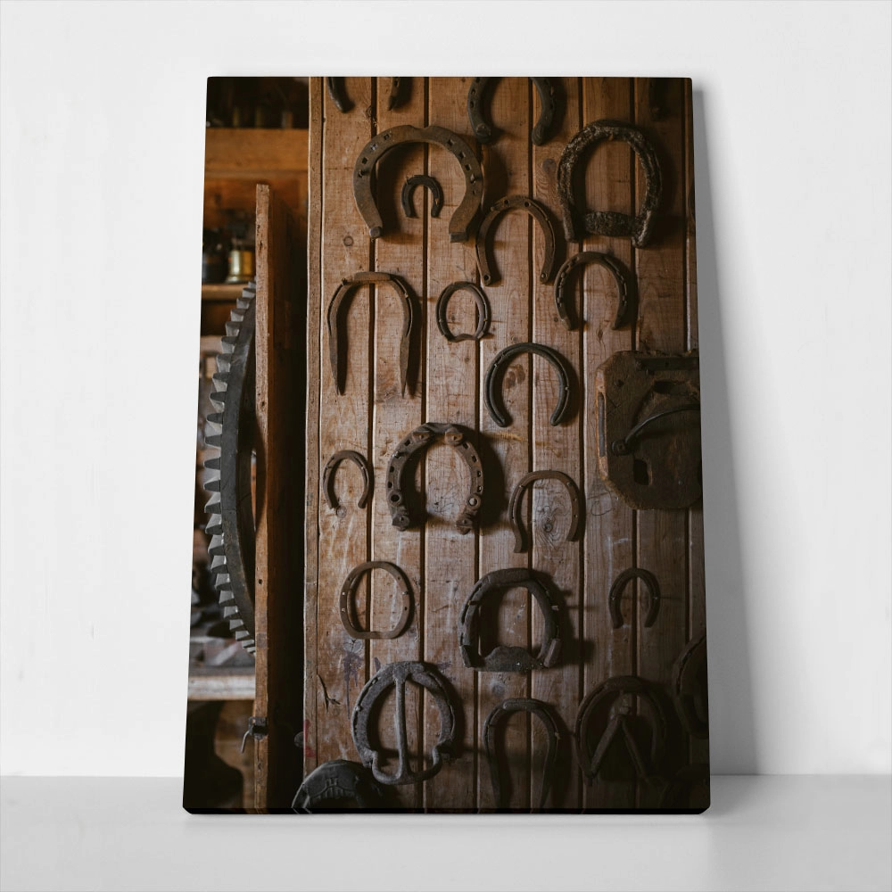 Πίνακας σε Καμβά RUSTIC FARMHOUSE HORSESHOES