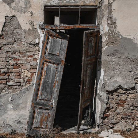 Πίνακας σε Καμβά RUSTIC FARMHOUSE OLD DOOR -  Sticky 5