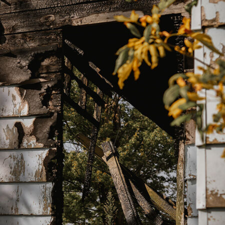 Πίνακας σε Καμβά RUSTIC FARMHOUSE OLD WINDOW -  Sticky 5