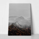 Πίνακας σε Καμβά RUSTIC FARMHOUSE SNOWY MOUNTAIN 3