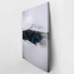 Πίνακας σε Καμβά RUSTIC FARMHOUSE SNOWY MOUNTAIN