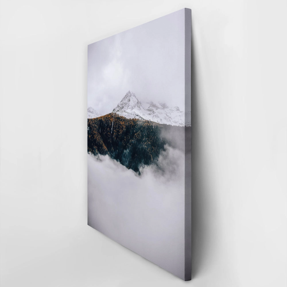 Πίνακας σε Καμβά RUSTIC FARMHOUSE SNOWY MOUNTAIN