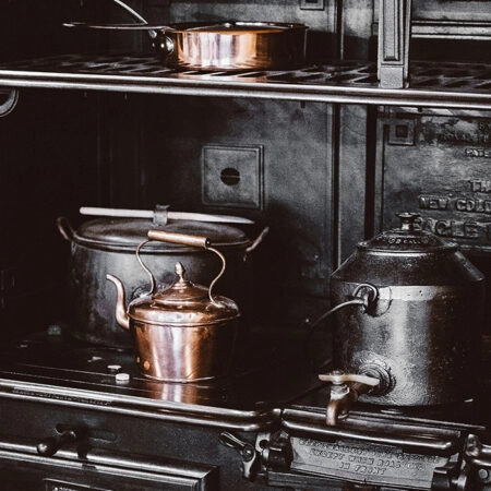 Πίνακας σε Καμβά RUSTIC FARMHOUSE STOVE -  Sticky 5