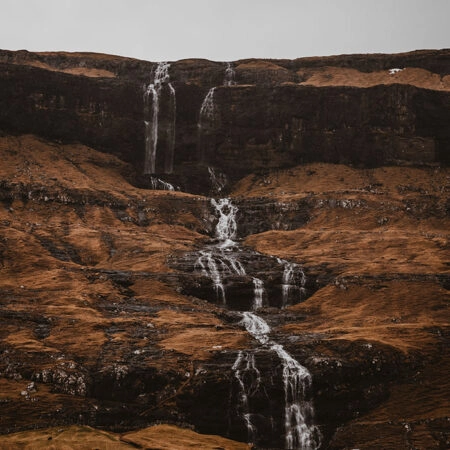 Πίνακας σε Καμβά RUSTIC FARMHOUSE WATERFALL 2 -  Sticky 5