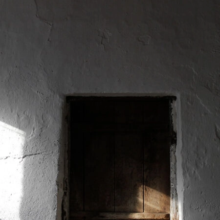 Πίνακας σε Καμβά RUSTIC FARMHOUSE WINDOW -  Sticky 5