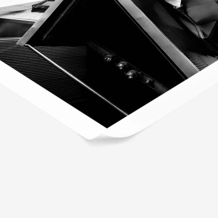 Poster BLACK AND WHITE ARCHITECTURAL ANGULAR BUILDING - Πολεις - Χαρτες Sticky 1