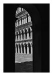 Poster BLACK AND WHITE ARCHITECTURAL ARCHWAY