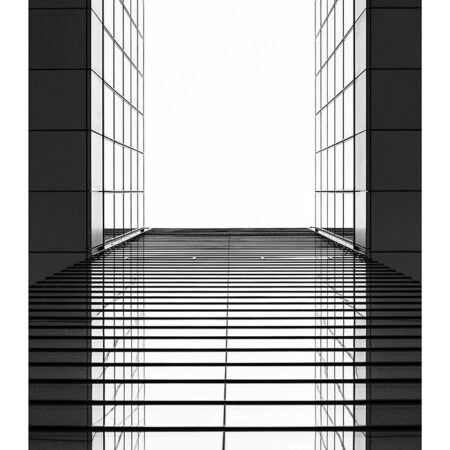 Poster BLACK AND WHITE ARCHITECTURAL BUILDING MIRROR - Πολεις - Χαρτες Sticky 2