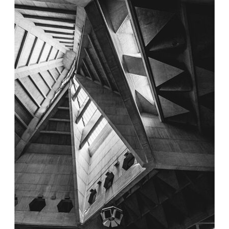 Poster BLACK AND WHITE ARCHITECTURAL CATHEDRAL INTERIOR - Πολεις - Χαρτες Sticky 2