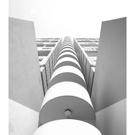 Poster BLACK AND WHITE ARCHITECTURAL CIRCULAR BALCONIES - Πολεις - Χαρτες Sticky 2