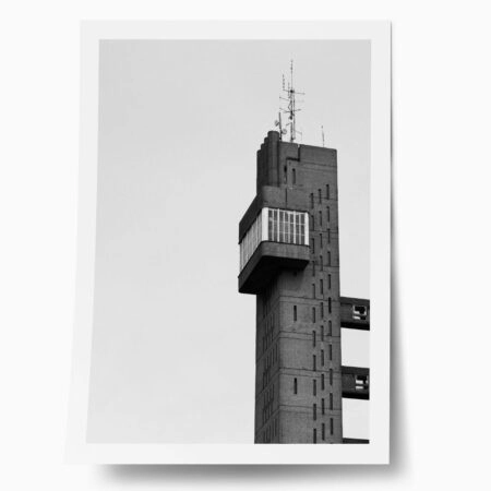 Poster BLACK AND WHITE ARCHITECTURAL CONCRETE AUDIO TOWER - Πολεις - Χαρτες