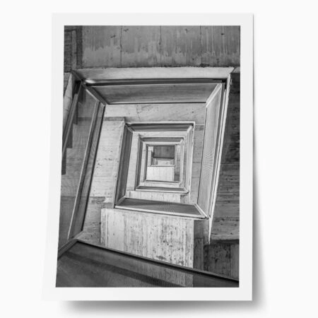 Poster BLACK AND WHITE ARCHITECTURAL CONCRETE STAIRCASE 3 - Πολεις - Χαρτες