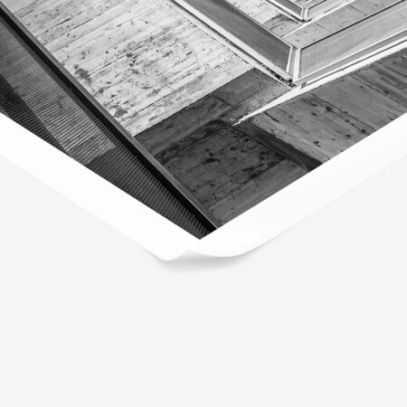 Poster BLACK AND WHITE ARCHITECTURAL CONCRETE STAIRCASE 3 - Πολεις - Χαρτες Sticky 1
