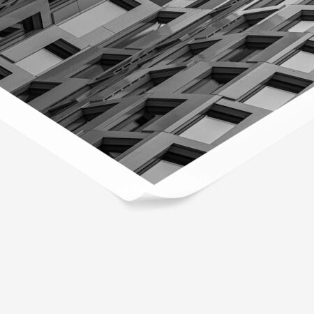 Poster BLACK AND WHITE ARCHITECTURAL CURVED FACADE - Πολεις - Χαρτες Sticky 1