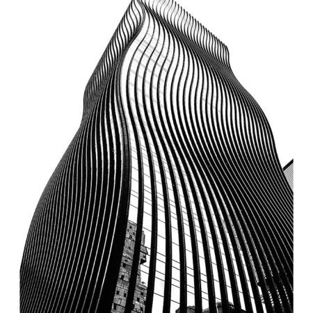 Poster BLACK AND WHITE ARCHITECTURAL CURVY TOWER - Πολεις - Χαρτες Sticky 2