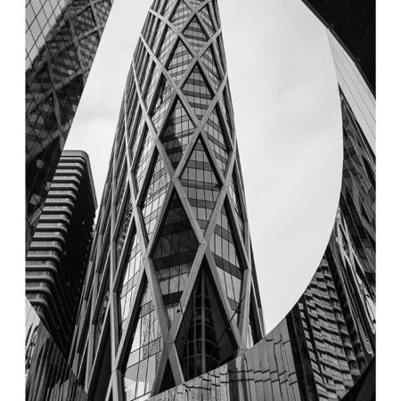 Poster BLACK AND WHITE ARCHITECTURAL DIAGONAL GRID FACADE - Πολεις - Χαρτες Sticky 2
