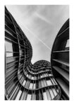 Poster BLACK AND WHITE ARCHITECTURAL FLOWING CURVED BUILDING