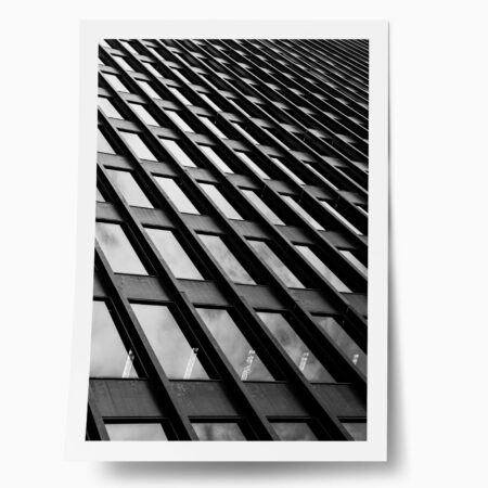 Poster BLACK AND WHITE ARCHITECTURAL GEOMETRIC GLASS REFLECTION - Πολεις - Χαρτες