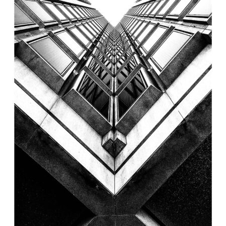 Poster BLACK AND WHITE ARCHITECTURAL GEOMETRIC SKYSCRAPER - Πολεις - Χαρτες Sticky 2