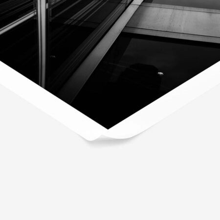 Poster BLACK AND WHITE ARCHITECTURAL GLASS SKYSCRAPERS - Πολεις - Χαρτες Sticky 1
