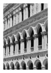 Poster BLACK AND WHITE ARCHITECTURAL GOTHIC FACADE