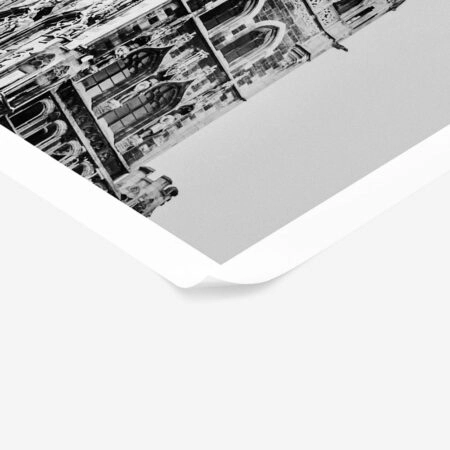 Poster BLACK AND WHITE ARCHITECTURAL GOTHIC TOWER - Πολεις - Χαρτες Sticky 1