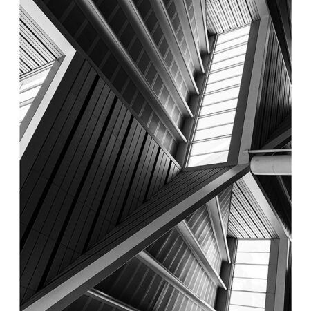 Poster BLACK AND WHITE ARCHITECTURAL METAL BEAMS CEILING - Πολεις - Χαρτες Sticky 2