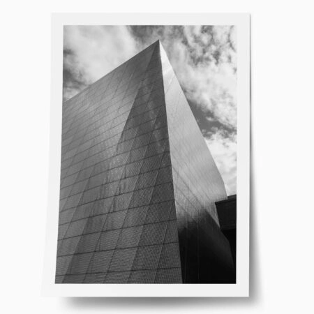 Poster BLACK AND WHITE ARCHITECTURAL MODERN TOWER - Πολεις - Χαρτες