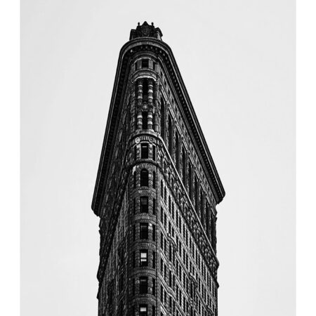 Poster BLACK AND WHITE ARCHITECTURAL NARROW BUILDING - Πολεις - Χαρτες Sticky 2