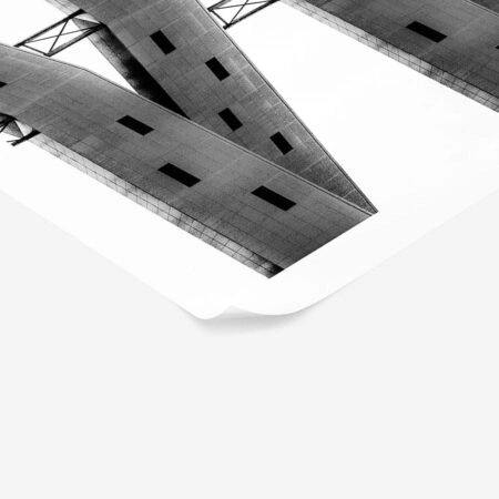 Poster BLACK AND WHITE ARCHITECTURAL PEDESTRIAN BRIDGES - Πολεις - Χαρτες Sticky 1