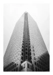 Poster BLACK AND WHITE ARCHITECTURAL PYRAMID ROOF TOWER
