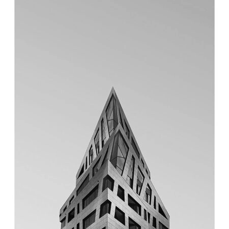 Poster BLACK AND WHITE ARCHITECTURAL SAPPHIRE BUILDING - Πολεις - Χαρτες Sticky 2