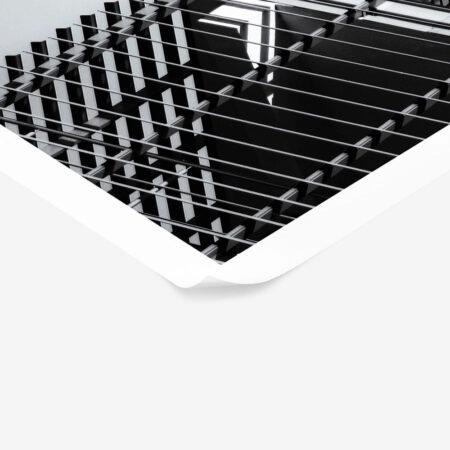 Poster BLACK AND WHITE ARCHITECTURAL STEEL EXTERIOR FACADE - Πολεις - Χαρτες Sticky 1
